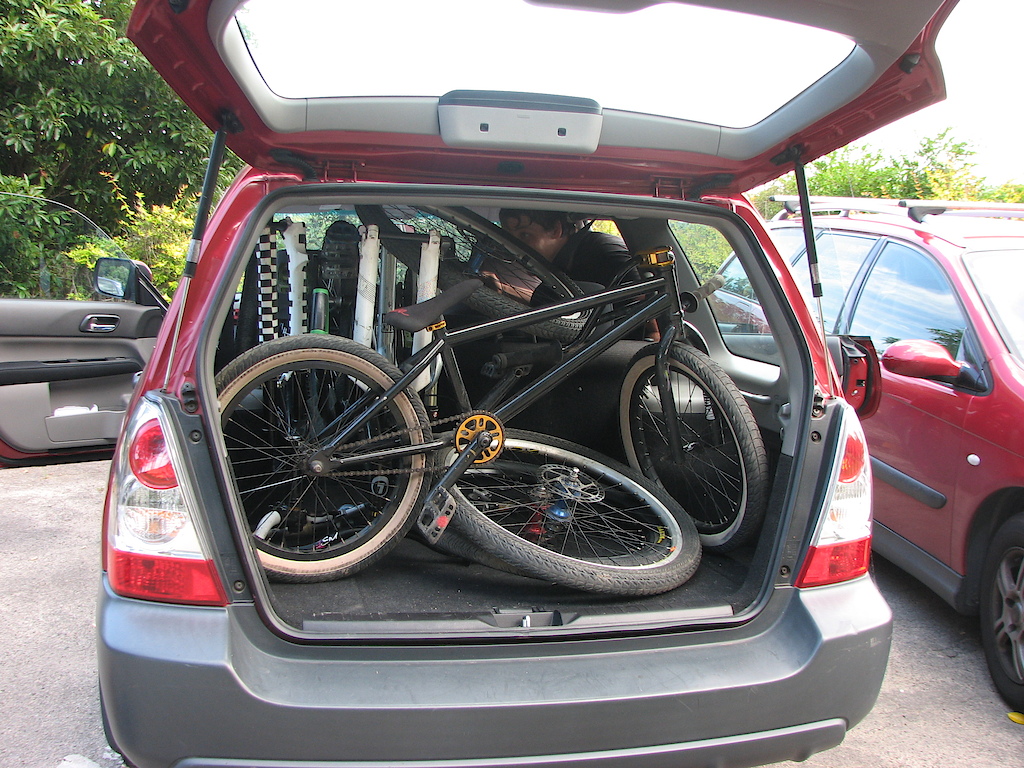 ever wondered how many bikes fit in a subaru forester? the answer is 3 26" bikes and a bmx. includes riders and bags/gear