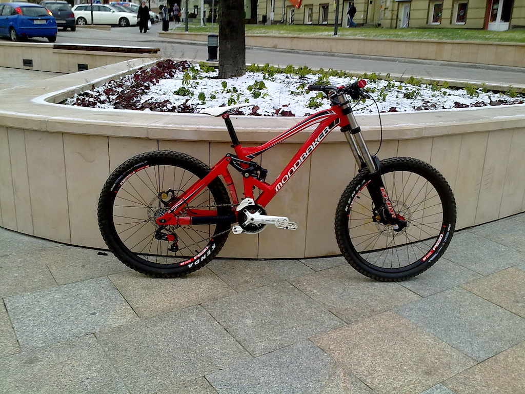 Mondraker summum 2011