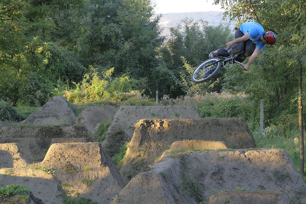http://jrweb.hu
http://bikediszkont.hu
Timon photo