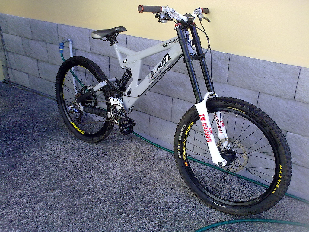 http://www.pinkbike.com/buysell/753145/