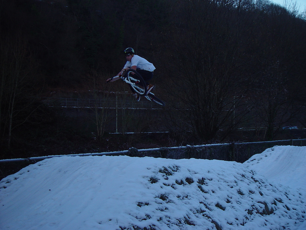 Table on snowy pump track