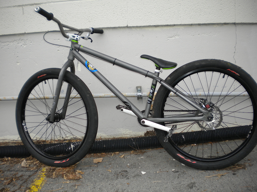 Octane One Void 3.0 raw.  Blk Mrkt Tech-9 raw. DMR wingbar raw. Deity Decoy 2.0 pedals.  Stolen headset. Stolen seat.  Atomlab post.  Profile cranks 170mm.  S&amp;M Tuffman sprocket 25 t.  Budget ass Halo SAS DJD front and rear wheels 11 t driver.  Intense Micro Knobby 2.25 front and rear.  Shadow Conspiracy chain.  Shadow Conspiracy Strike stem.  Avid bb7 rear brake.  Deity Enoki lock on grips.