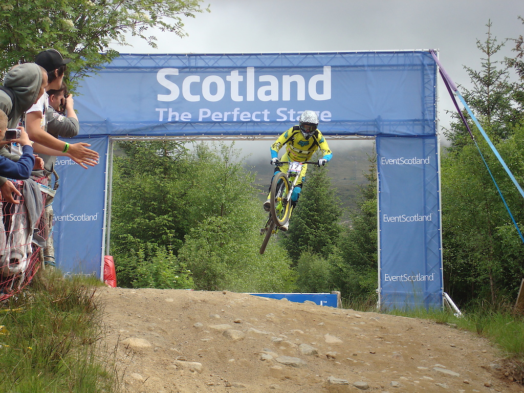 Fort william dh world cup 2010