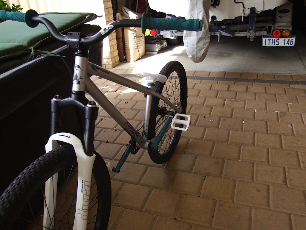 Brakeless now, with new seat and seat post