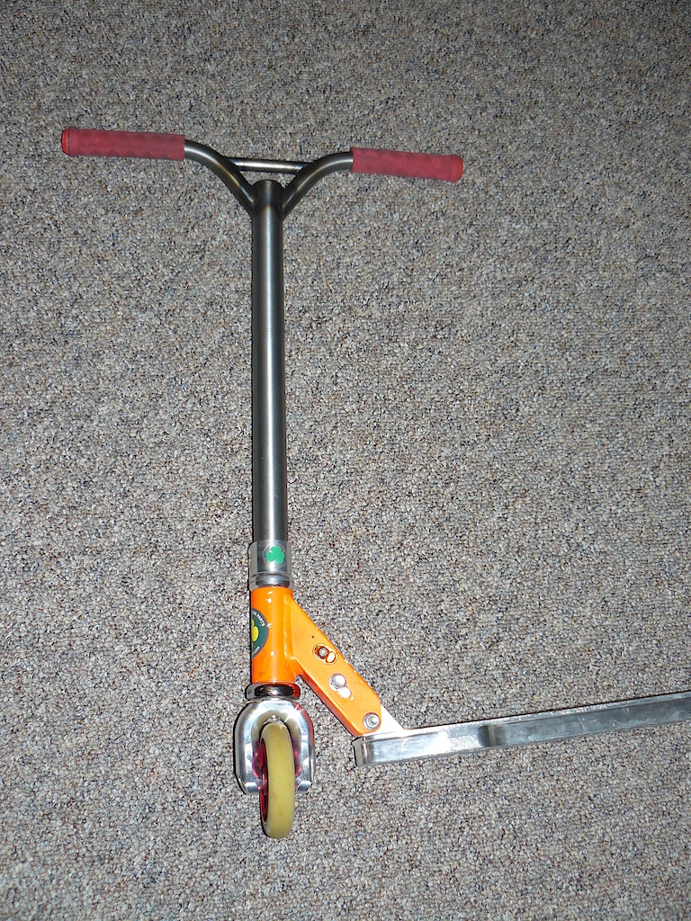 my new lucky pry bars and smx forks! yea
