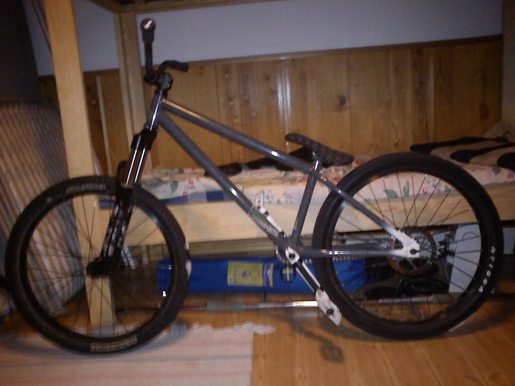 suburba  with new argyle fork