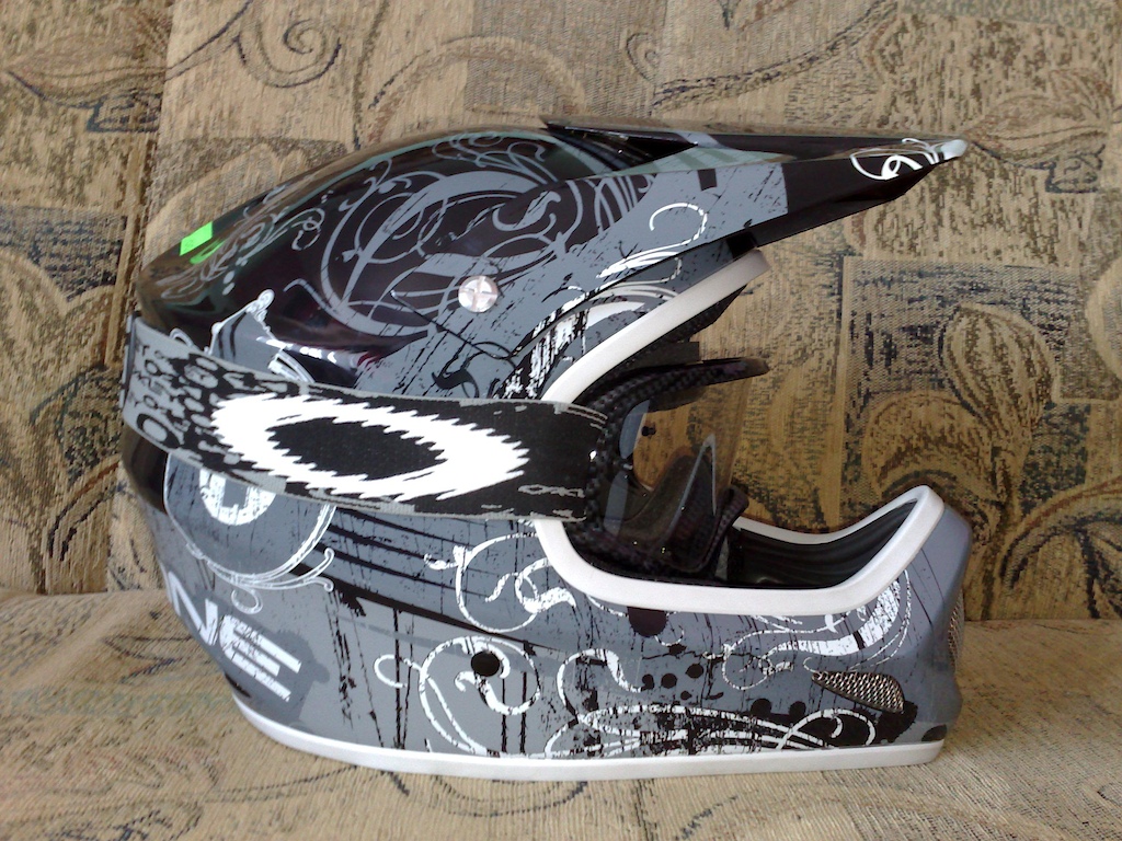 My new helmet Sixsixone Evolution Distressed with new gogles Oakley O Frame Carbon :)