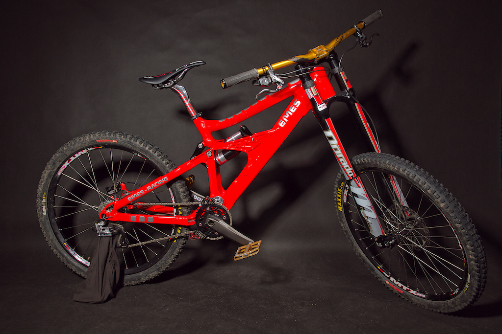 New Bike for 2011 - Emes-Racing frame with Manitou, Answer, Hayes, XON and weeze components