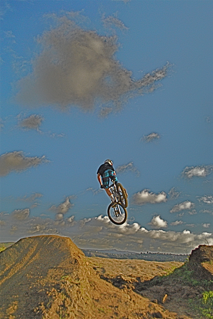 the mansion dirty jumps  ( fail of an HDR attempt)