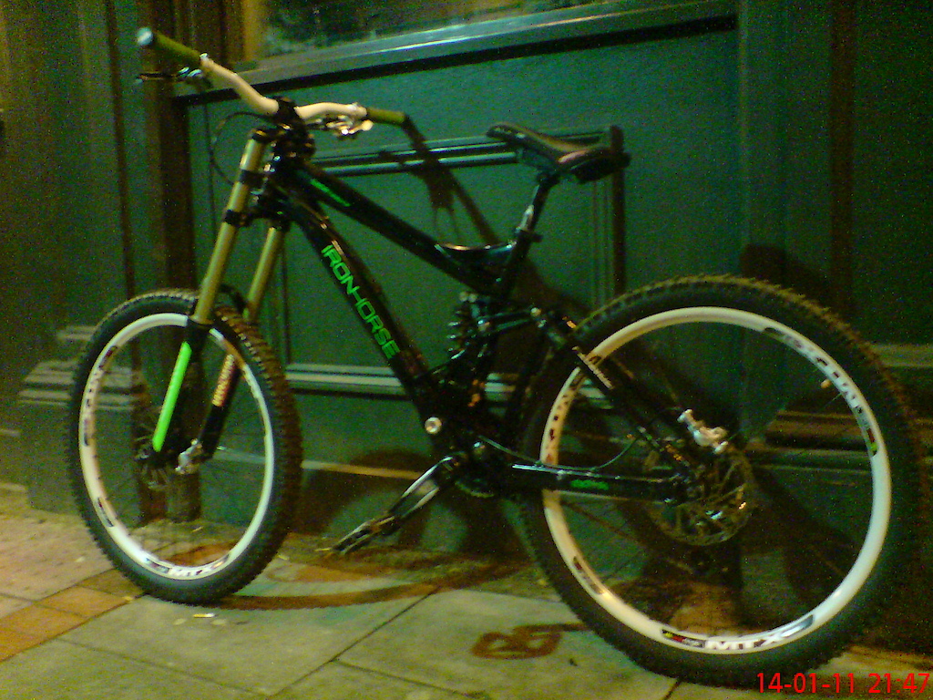 My new bike :) my dreams get real. ;)
tomorrow more picture up