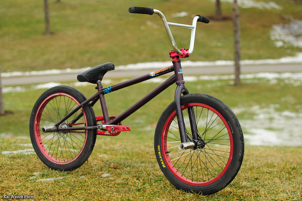 Haro SD 20.5" Macneil rims, Kink bars, Proper stem. winter riding with brakes off at moment