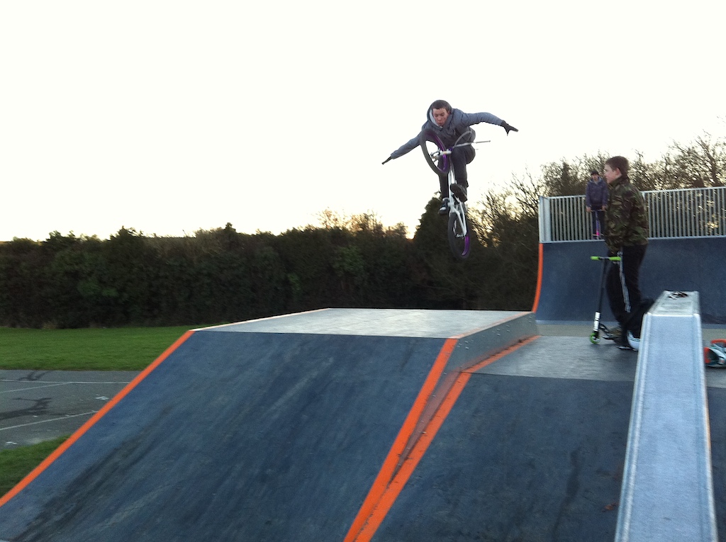 tuck no hand