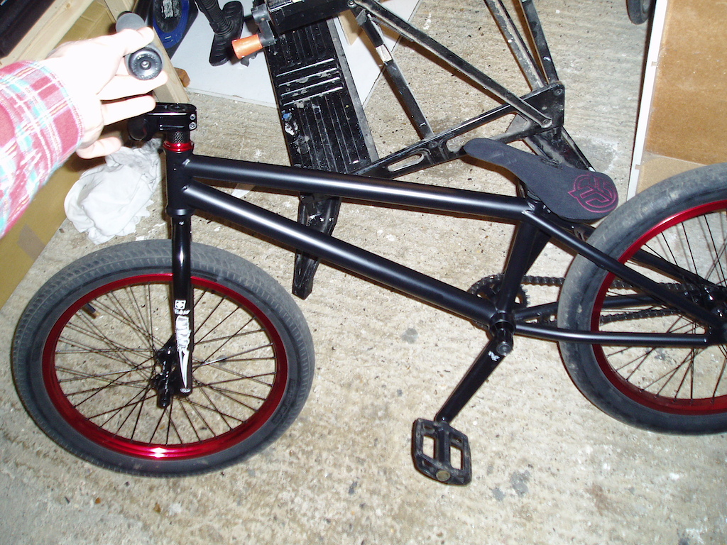 Bike update, new pedals and sprocket to come