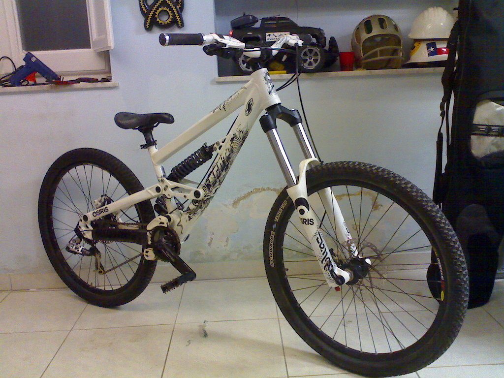 slope style rear end and Swalbe Table Top tires