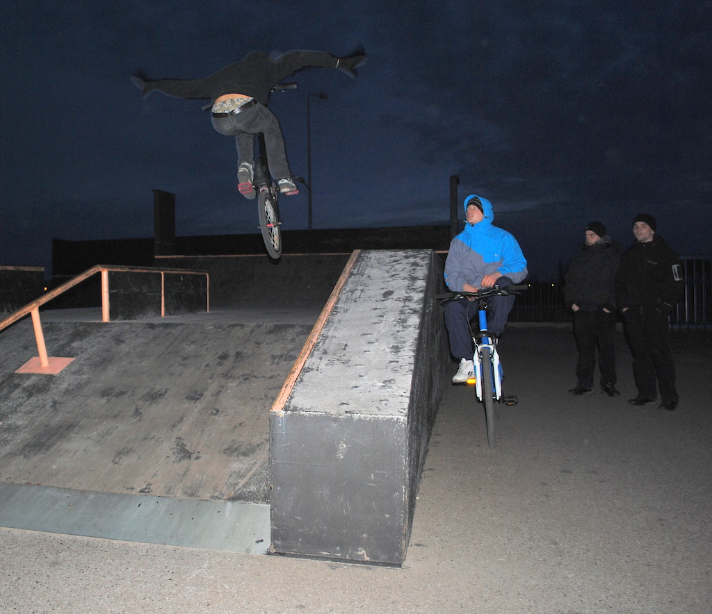 Tuck to japa By Maczo