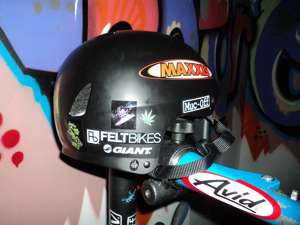 pimp helmet
