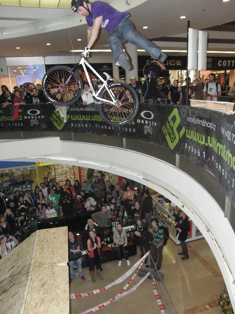 Downmall 2011