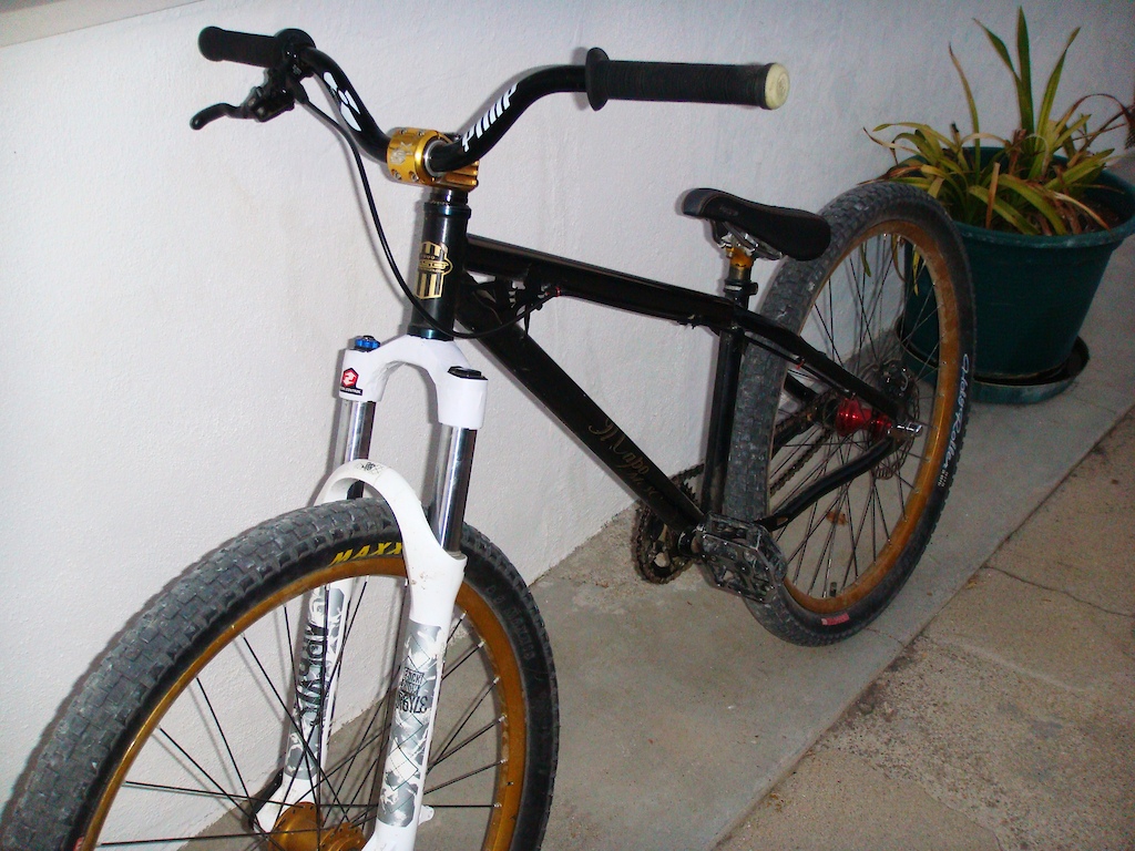 VENDE-SE URGENTE