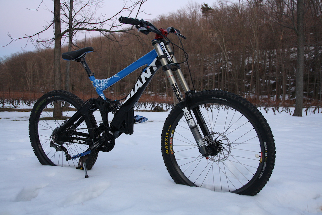 just put on my 2010 Boxxer team, now just waiting on a tr450