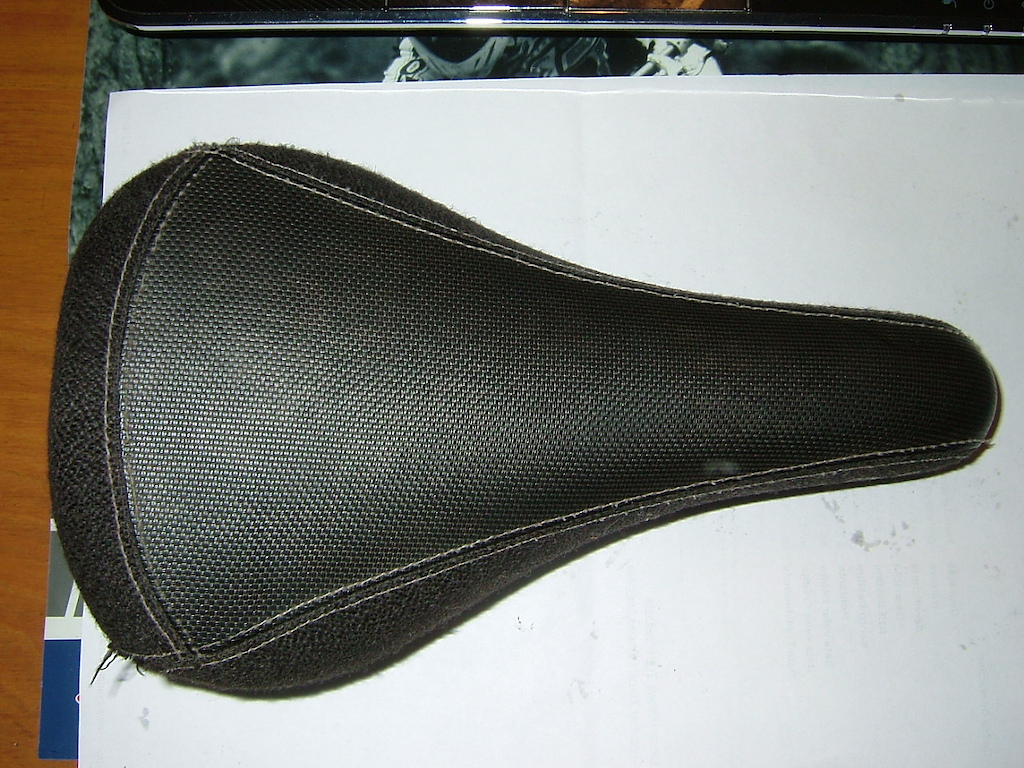 Selim GT - Ligeiro empeno nos carris = 10€