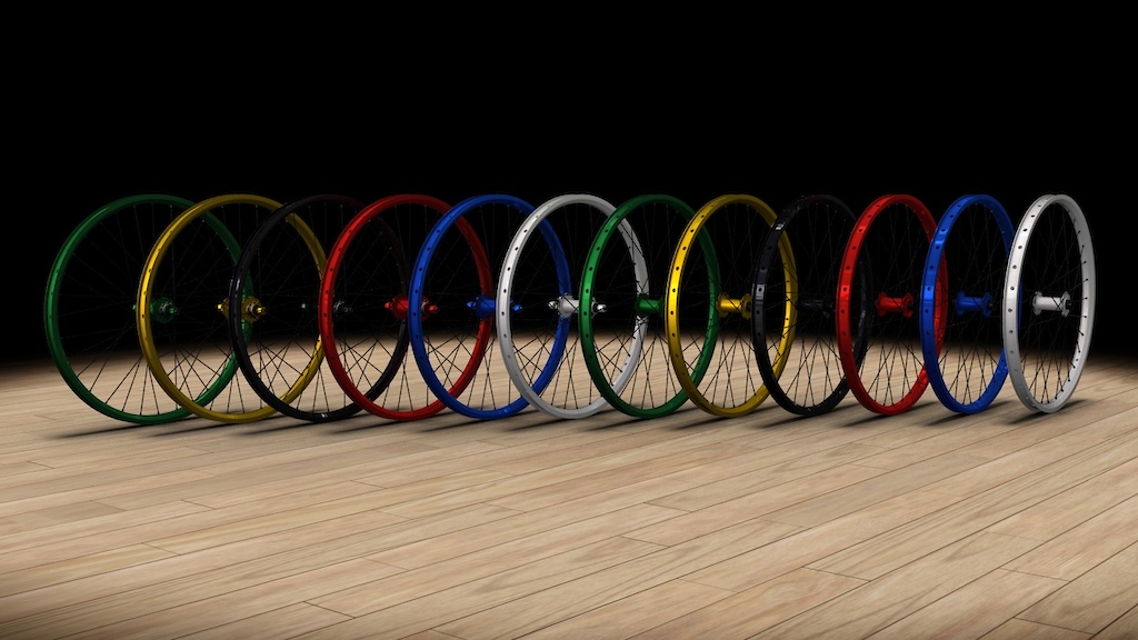 Complete front and rear wheels in white + WorldCup colours. Front hub for 20 mm axle (110 mm), rear 135/10 mm SS with 10T.

Render time 8:41:22.