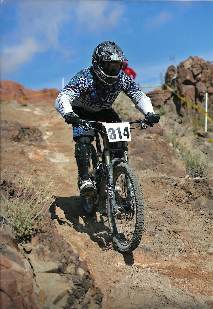 Race day photo at Bootleg Canyon DH.