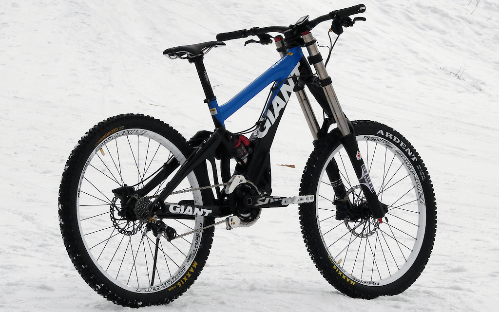 Giant Glory DH 17.5kg