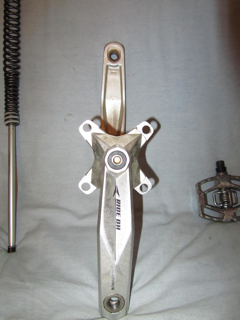 RACEFACE RIDE DH CRANKS FOR 83mm BB SHELL