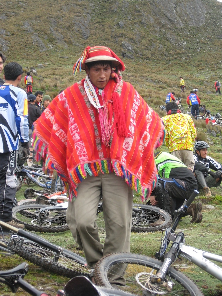 On May 1, the inaugaural 2011 Inca Downhill race will take place in Ollantaytambo, Peru. This high Andean mountain town lies just on the other side of the Veronica glacier from Machu Picchu - the Lost City of the Incans and one of the Seven Wonders of the World.