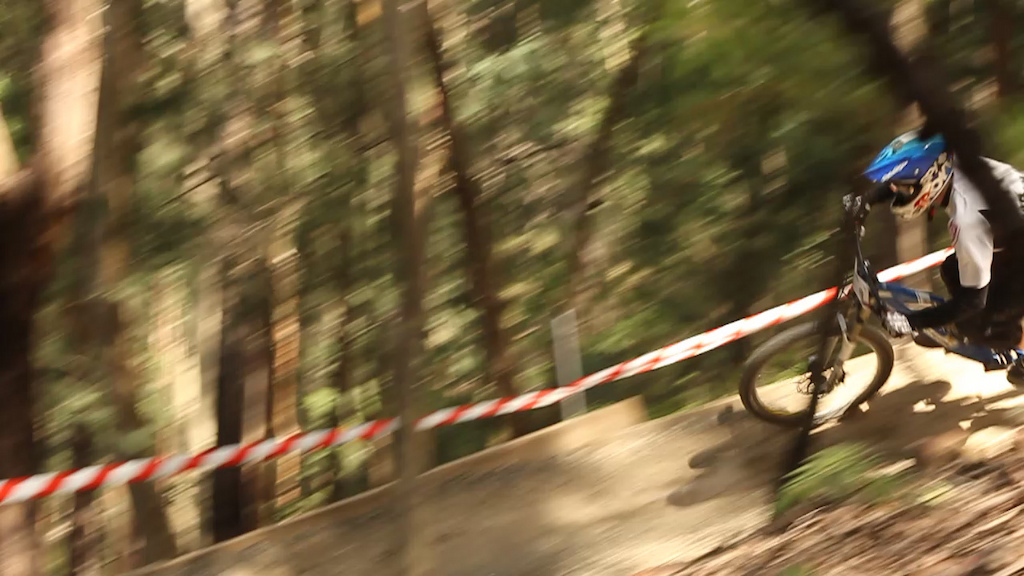 Screenshot's taken from http://www.pinkbike.com/video/189855/  filmed at the 2011 NSW / ACT State DH Championships in April.

Cox finished 2nd in Elite Men