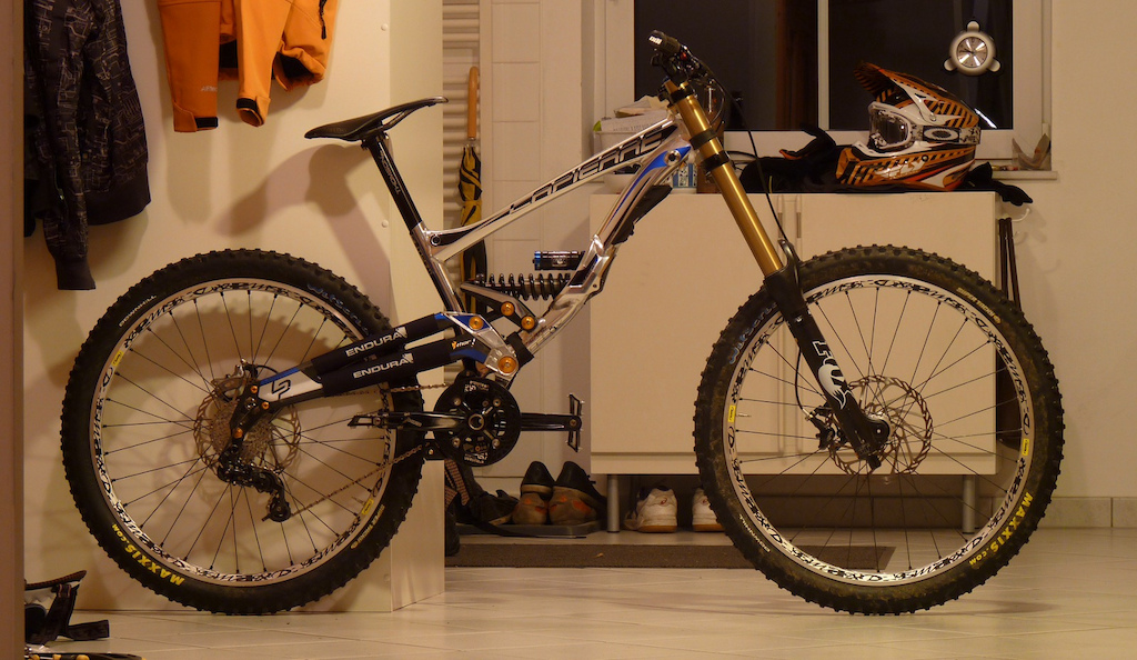My new bike for the 2011 season ... thx to morethanbike.at and Lapierre ..... the bike goes like hell !