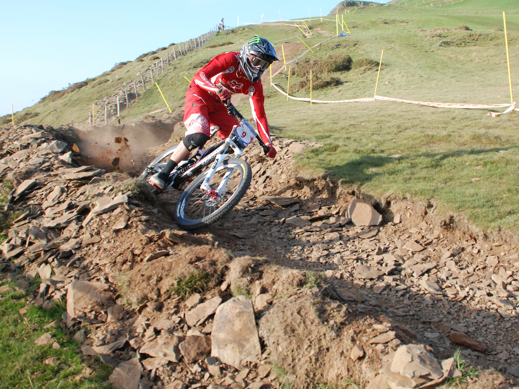 Top wall berm