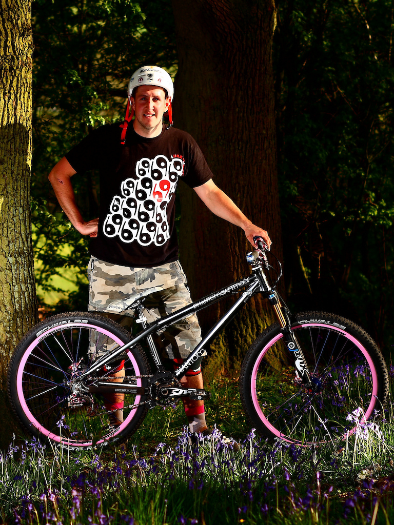 Luke Limbrick - fourcross Dartmoor UK team member and his Phantom. http://www.slam69.co.uk/. http://dartmoor-bikes.com.