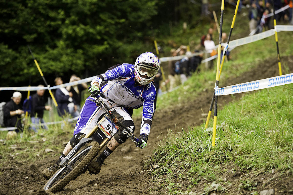 __racing for the win at Champrey 2010 World Cup DH race.