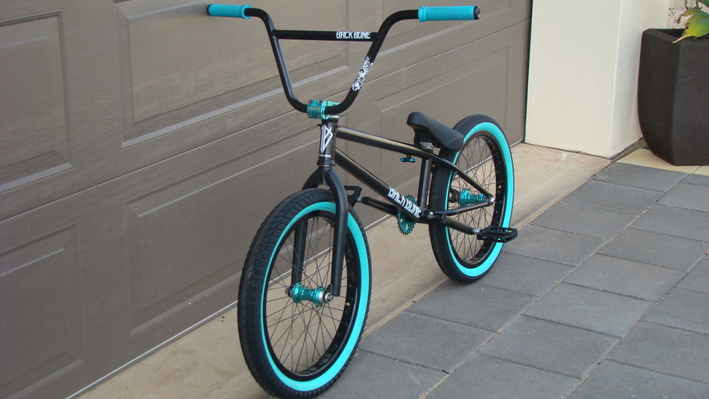 My friends bike It's also on Bmx Forum