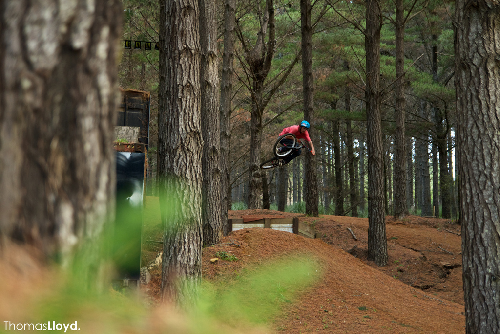Table Hip, side shoot. pics by Thomas Lloyd