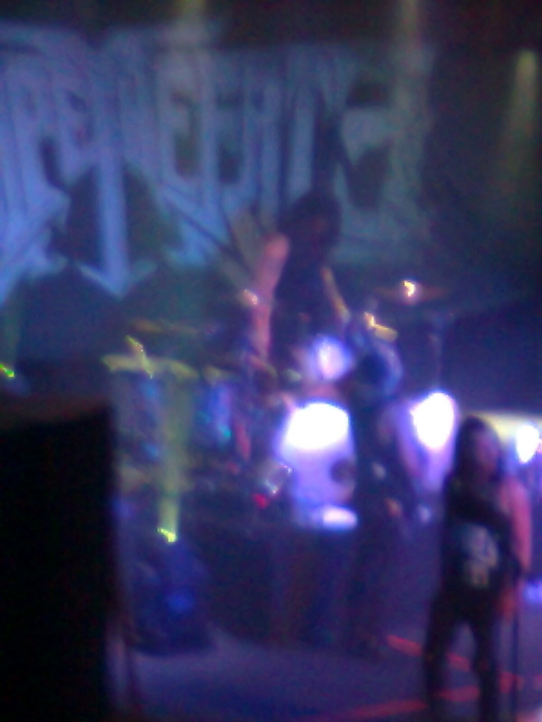 ESCAPE THE FATE CONCERT 3 
(not taken by me it was takenby my mum i was in the crowd right up front of the stage and moshing ^.^)