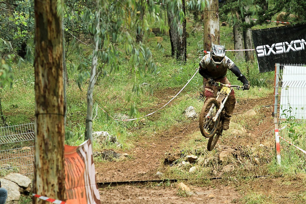 Manara DH competition