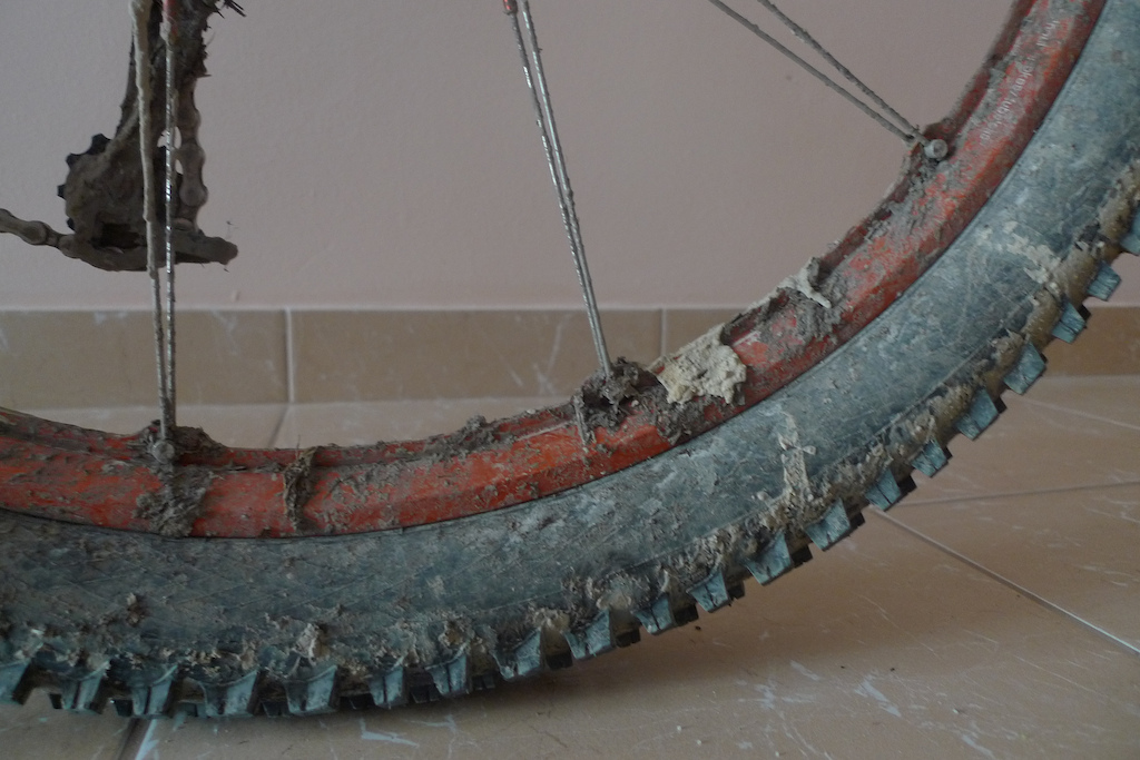 Lil' dirty after 8h MTB Race by Horizon Five