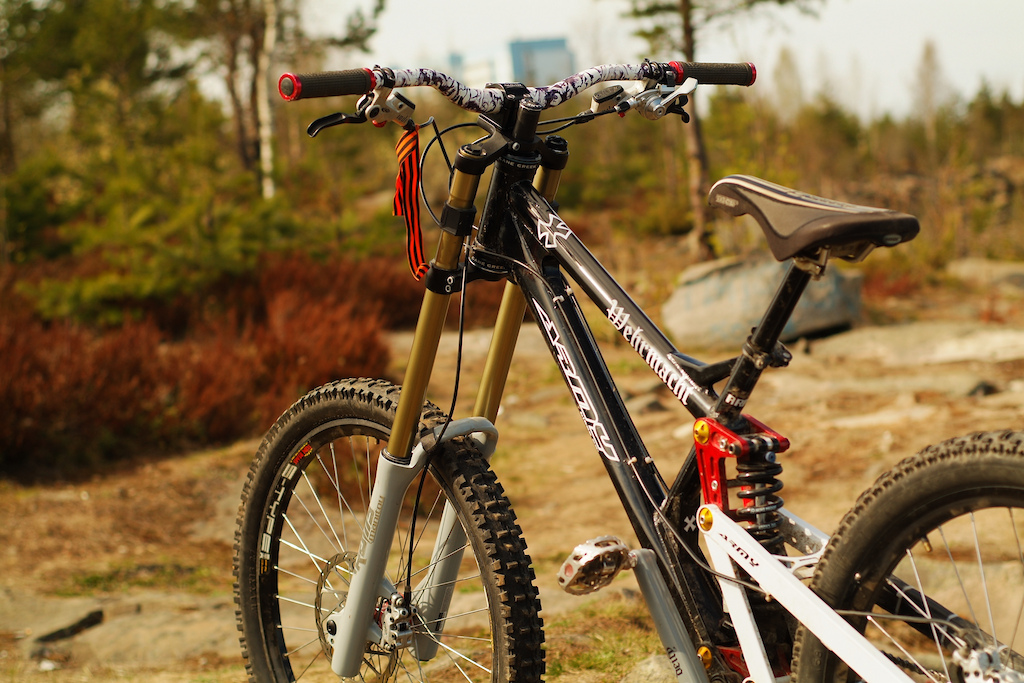 ArmyBike Wehrmacht + Manitou Travis