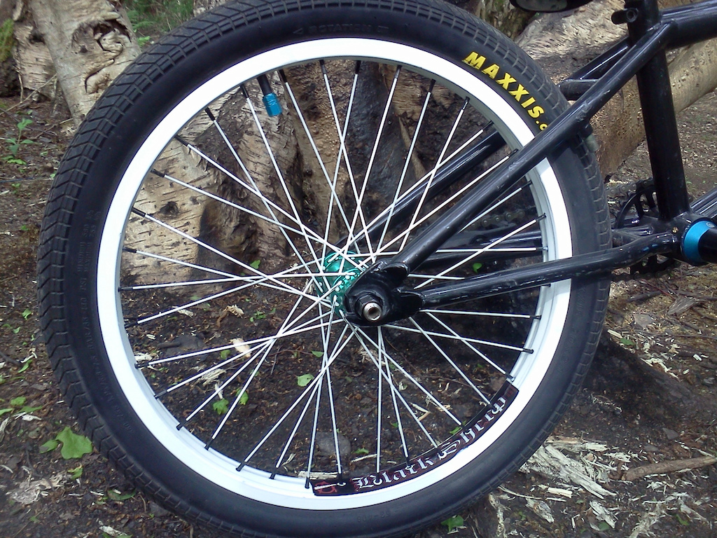 rear wheel and cranks painted