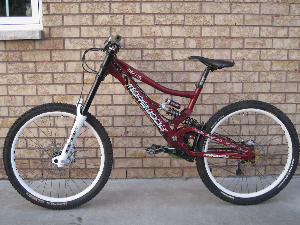 Morewood Makulu 2010
Marzocchi 888 RC3 EVO 2011