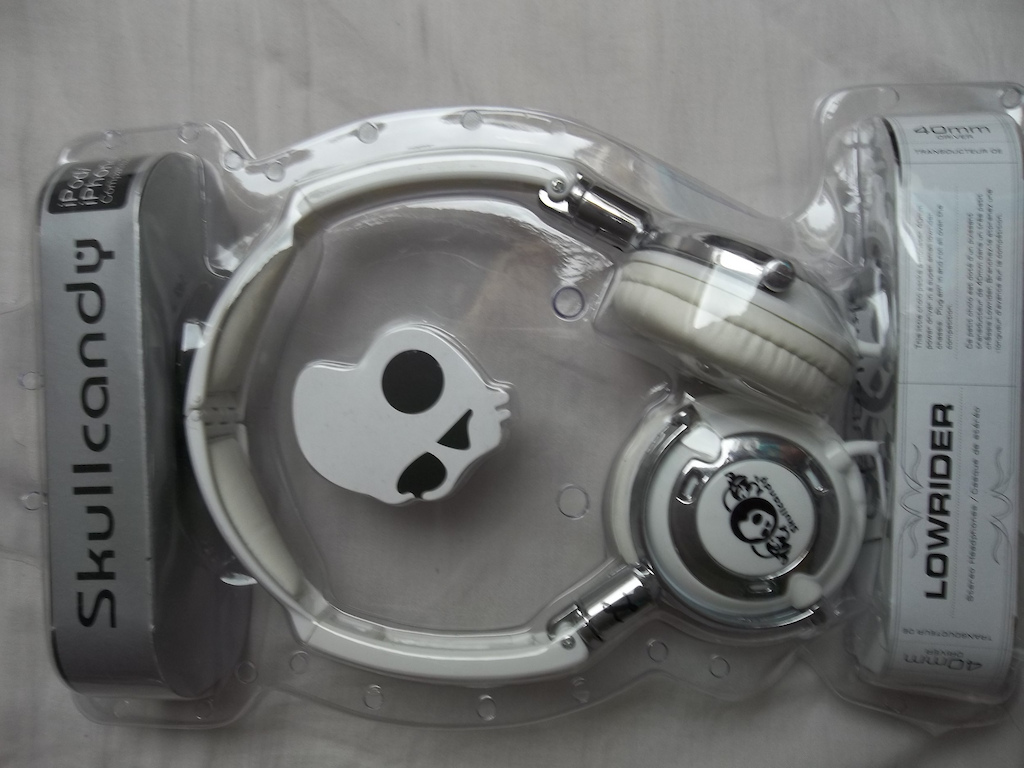 skullcandy headphones for sale £15 posted