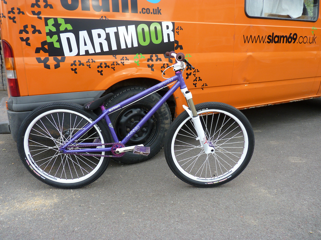 Sweet Dartmoor Quinnie build, Manitou Expertcircus 100mm forks.