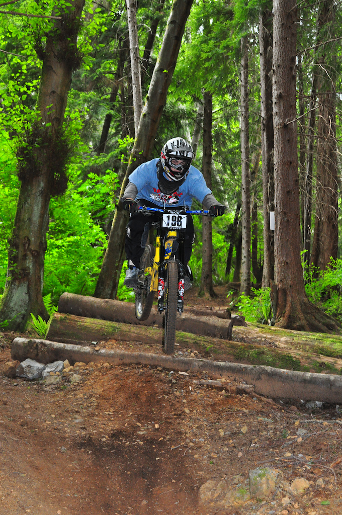 Rumblefest 2011 DH race June-12-2011. All classes. Really Good Times!!