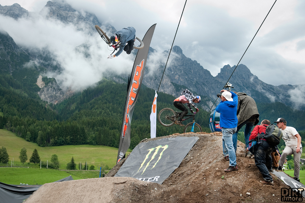 26trix Best Trick photo by DIRT IT MORE