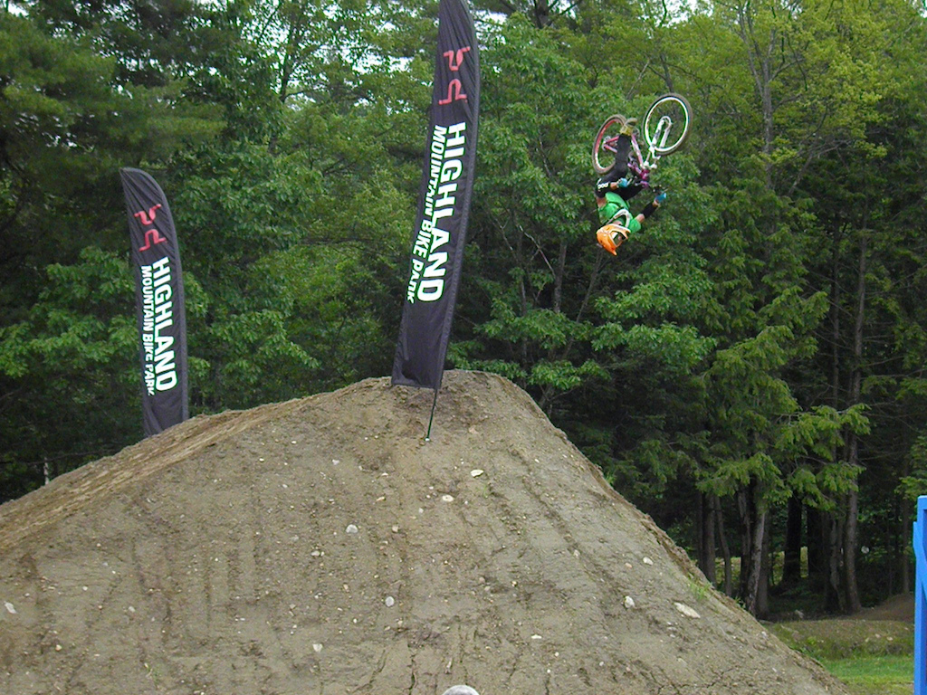 Cork flip on the last jump at Claymore!