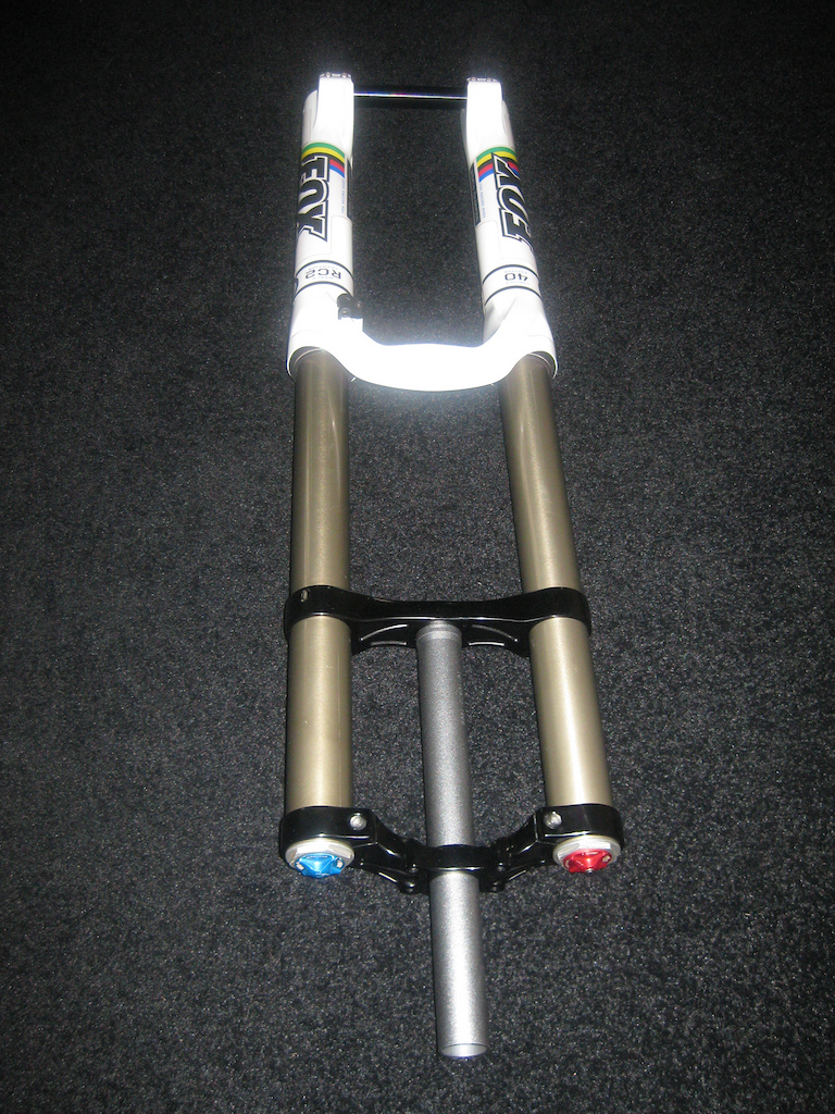 Fox 40 RC2 WC 2010 with new 2011 parts! - £650 posted