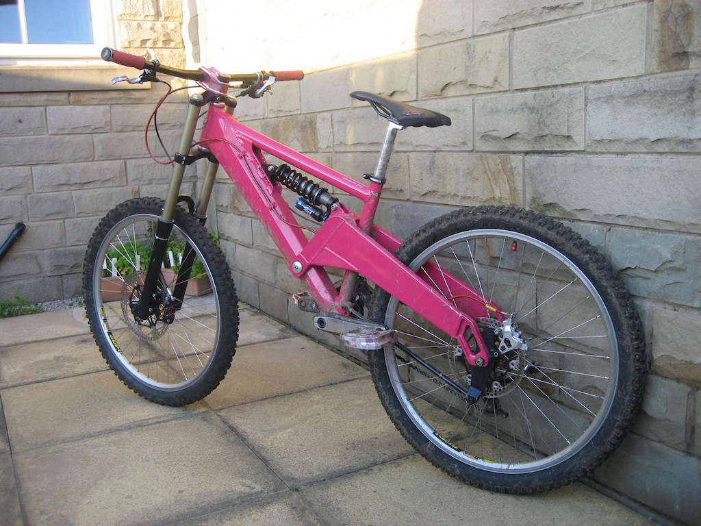 222 with Rock Shox Boxxer Team 2004 - black with pink decals..