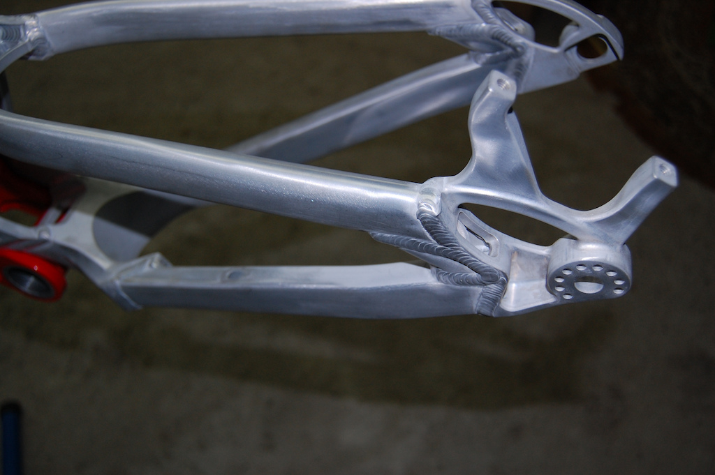 Finally new parts arrived, so it is the final incarnation of the frame :) Glad we made it before Polish championships. Now it is time to assemble demo bike :)